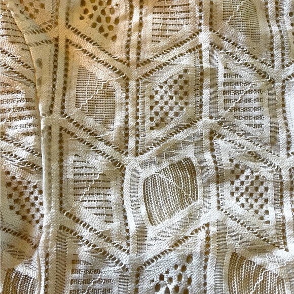 Gorgeous Cream Intricate Halter Lace Dress - Picture 7 of 9